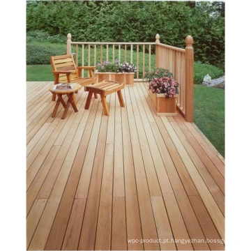 Decking de madeira de cedro vermelho